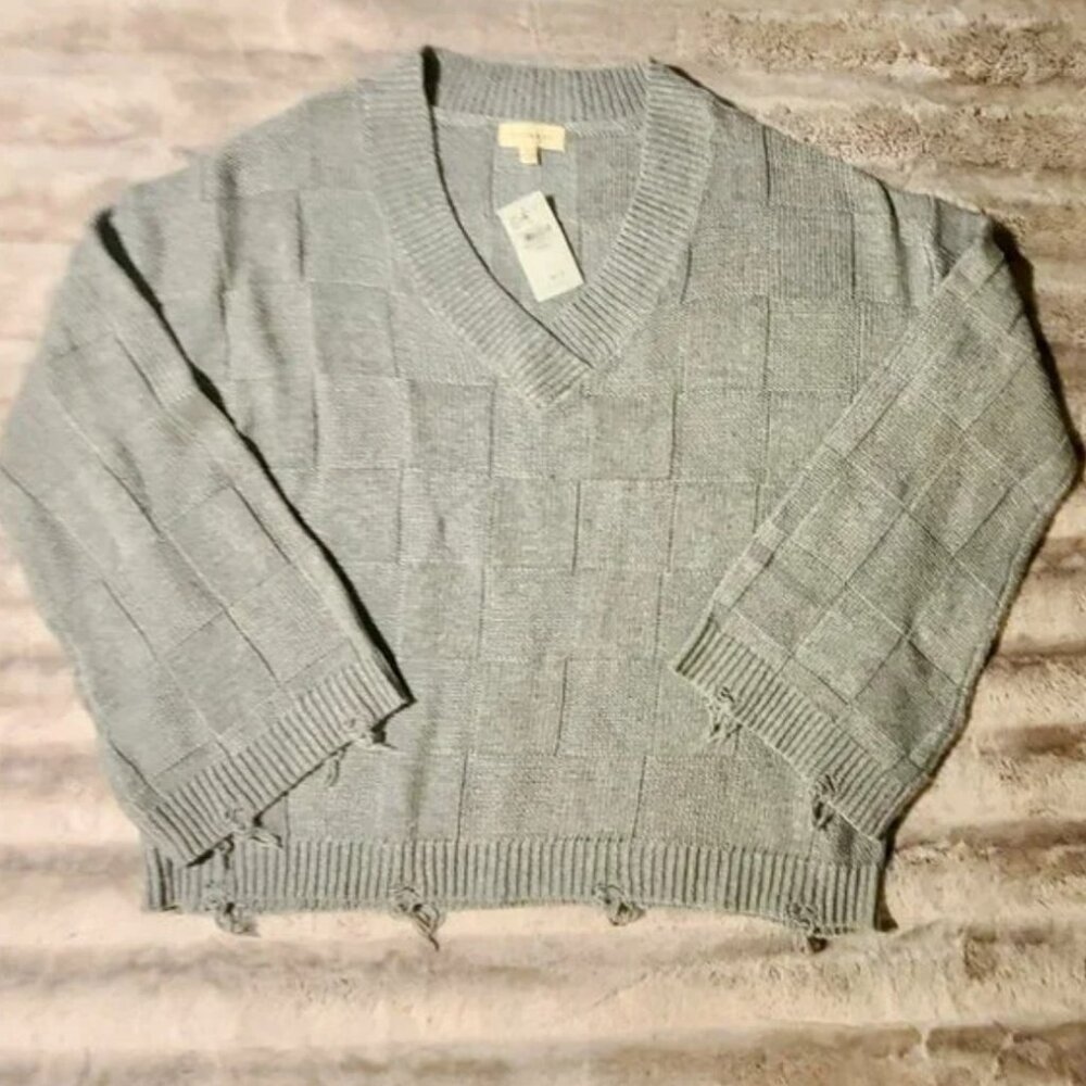 NWT Promesa Sweater  Size small